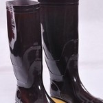 چکمه لاستیکی